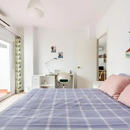 Completo Con 3 Amplios Y Gran Azotea Privada