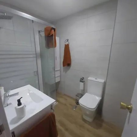 Completo Con 3 Amplios Y Gran Azotea Privada