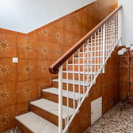 Completo Con 3 Amplios Y Gran Azotea Privada Nerja