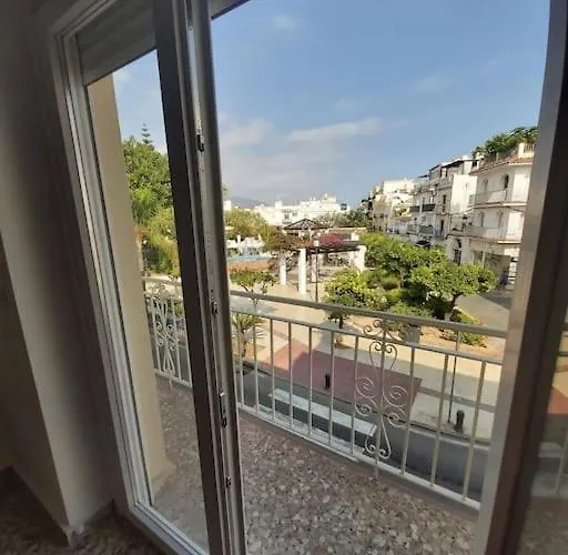 Apartment Completo Con 3 Amplios Y Gran Azotea Privada Nerja