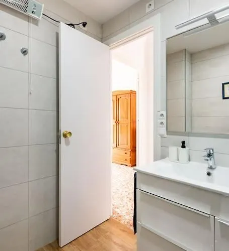 Completo Con 3 Amplios Y Gran Azotea Privada Apartament Nerja