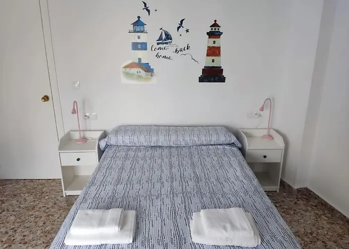 Completo Con 3 Amplios Y Gran Azotea Privada Apartament Nerja