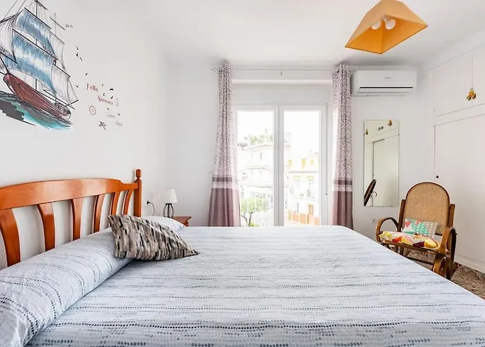 Completo Con 3 Amplios Y Gran Azotea Privada Apartament Nerja