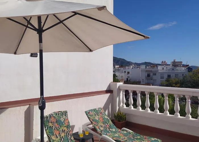 Completo Con 3 Amplios Y Gran Azotea Privada